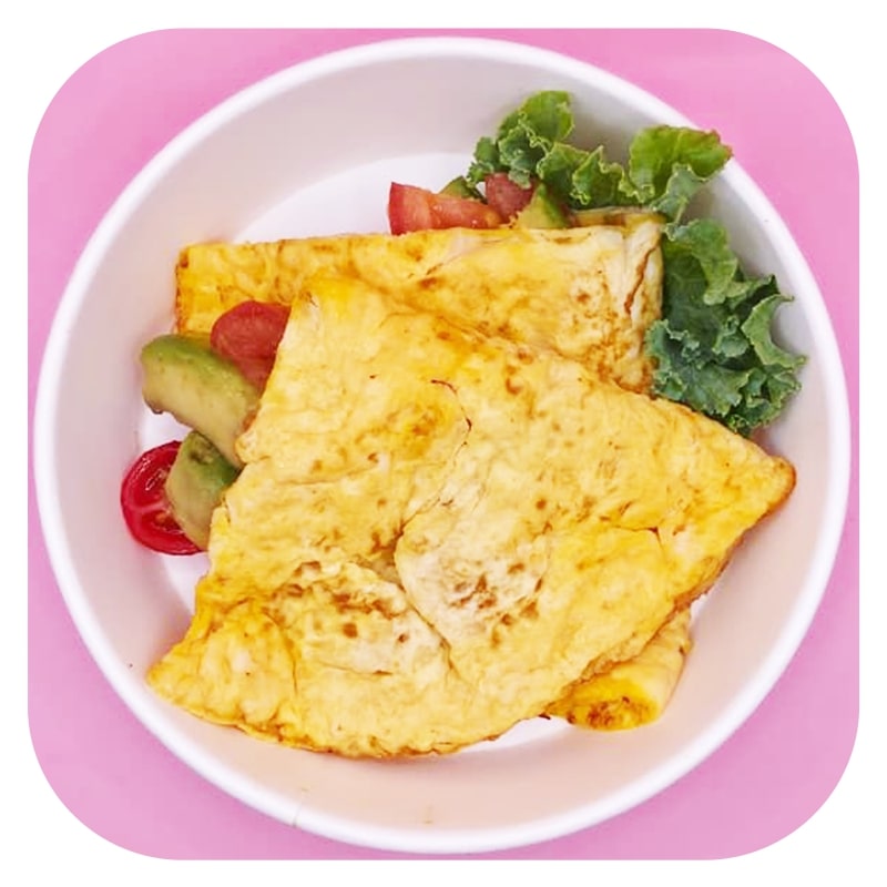 Omelette with tomatoes and avocado